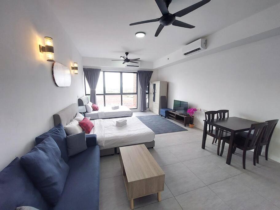 Bell Suites By Salaam Suites - Xiamen University Sepang Exteriör bild